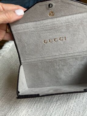 Gucci Brown logo w/ Light Gray Suede eyeglass Case with Gold Logo